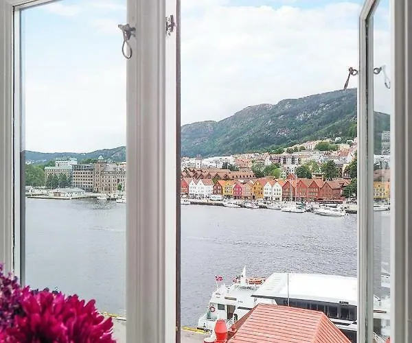 With Beautiful View To Bryggen Leilighet